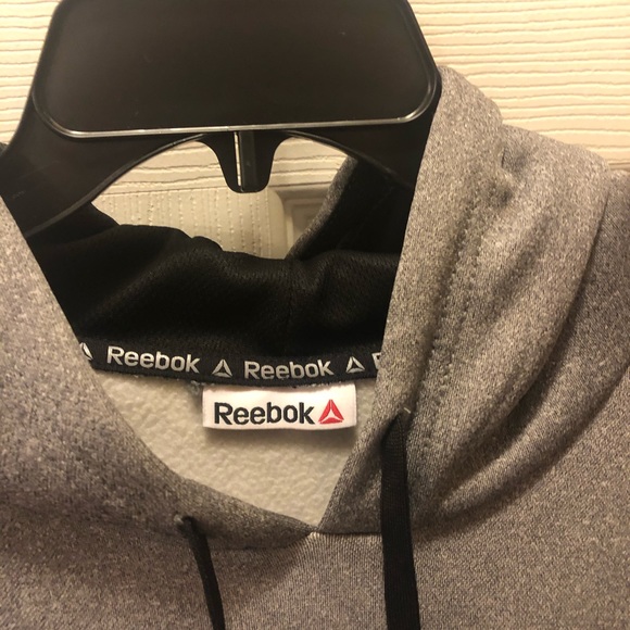 💥New Reebok Workout Ready Pullover - Picture 4 of 6